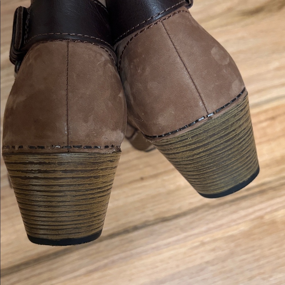 Dansko Michelle Clog Booties 39 - Picture 5 of 9